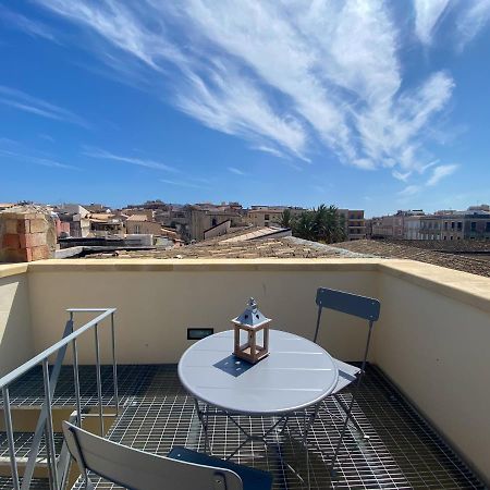 Arco Del Mercato Apartment Syracuse ภายนอก รูปภาพ