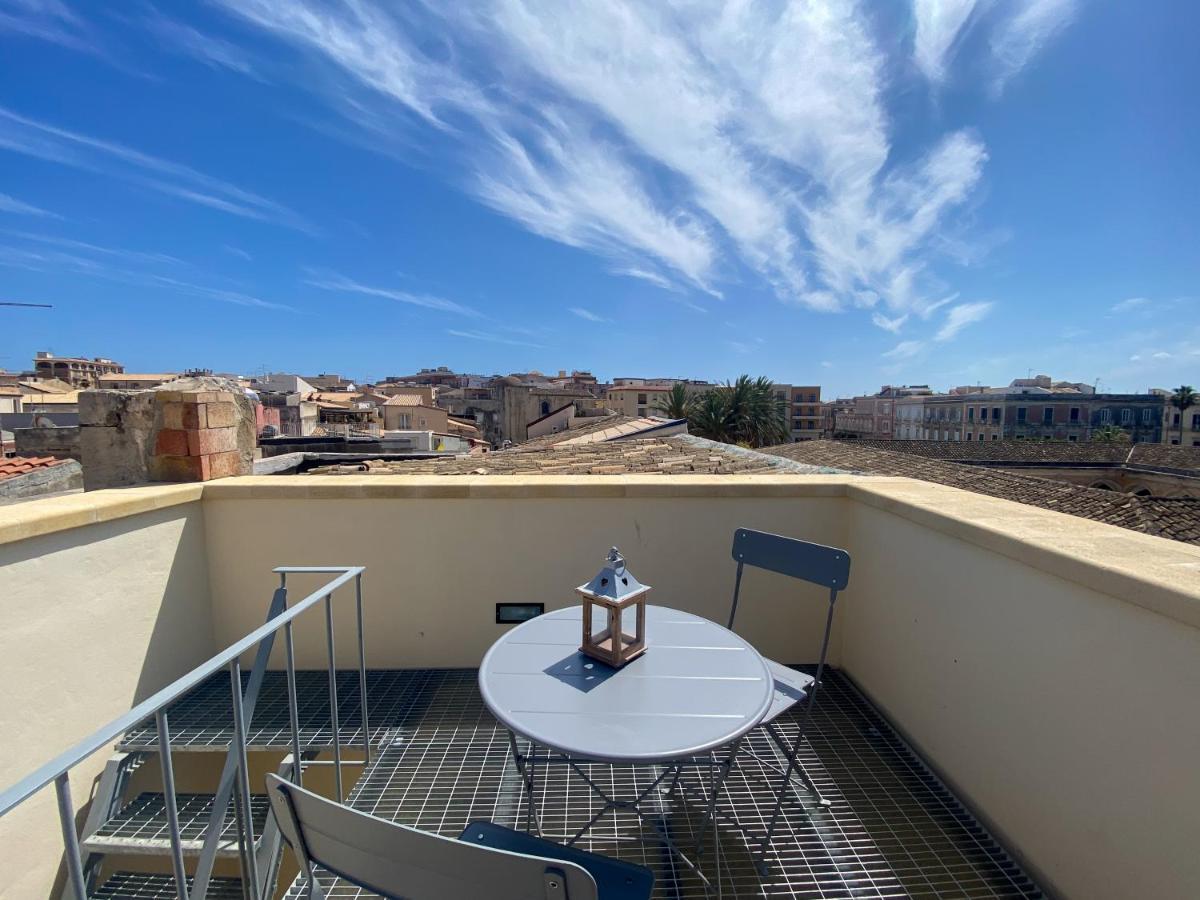 Arco Del Mercato Apartment Syracuse ภายนอก รูปภาพ
