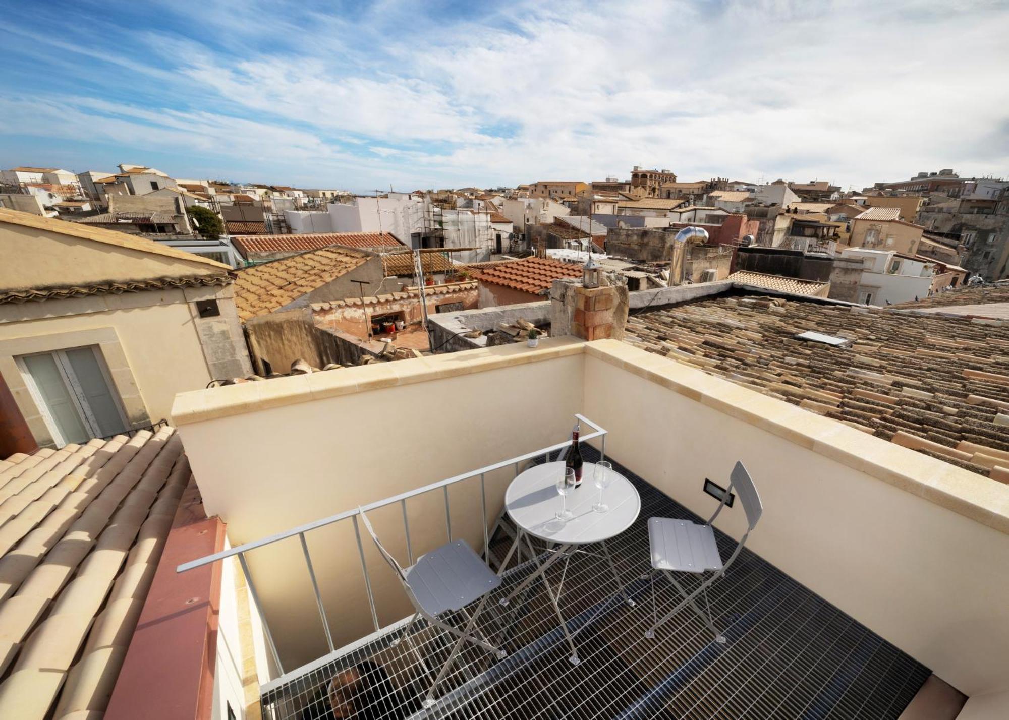 Arco Del Mercato Apartment Syracuse ภายนอก รูปภาพ